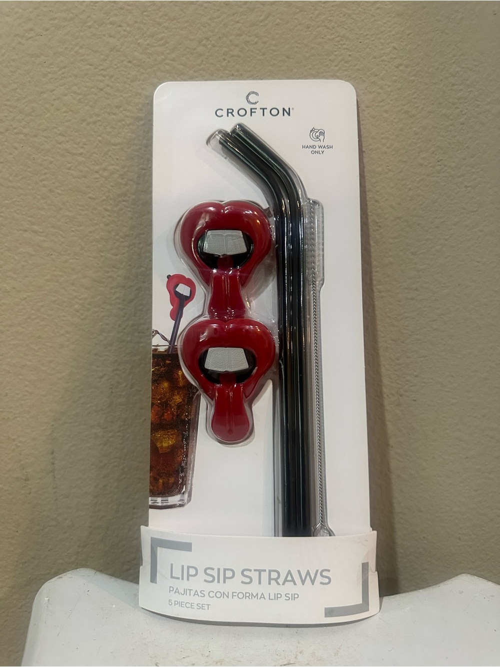 Crofton Red Lip Sip Straws with Black Straws - 5 Piece Set